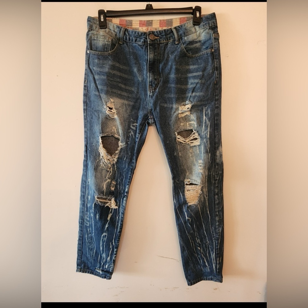 Mens Distressed jeans size 36